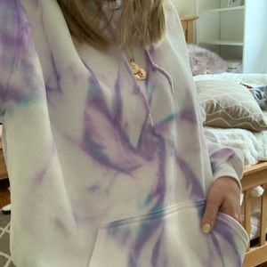 Tye dye sweatshirt (made by me ☺️)